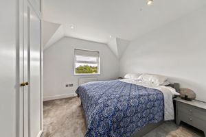 Bedroom- click for photo gallery